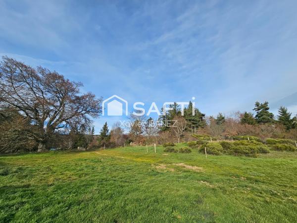 Terrain de 1620m² constructible Saint-Alban-Sur-Limagnole (48120)