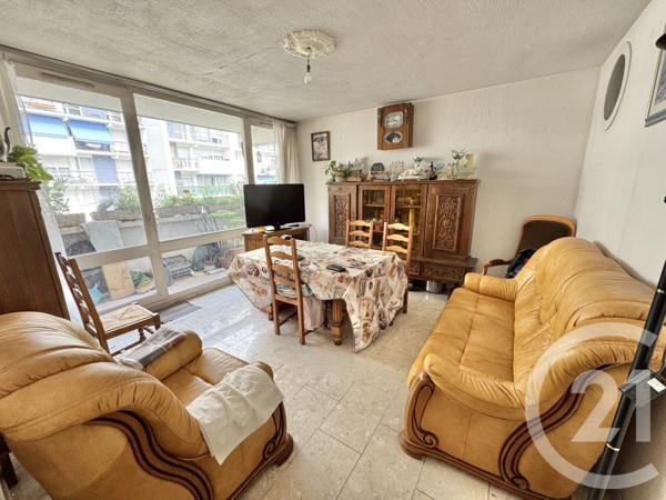 Appartement F2 à vendre  2 pièces - 57 m2 SEVRAN - 93