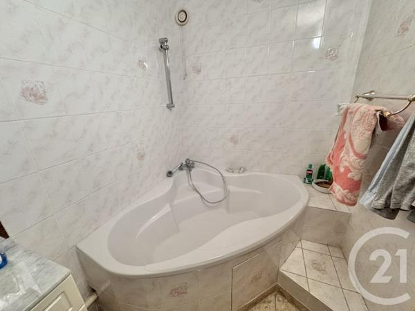 Appartement F2 à vendre  2 pièces - 57 m2 SEVRAN - 93
