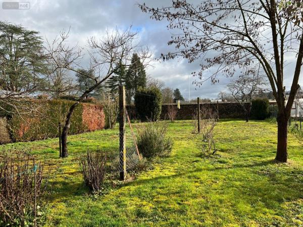 Maison de ville à vendre à La Châtre dans l'Indre (36400), ref : JA/806