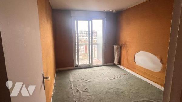 Au coeur du 11 arrondissement de Paris, au 57 avenue de la République, découvrez ce charmant 2 ...