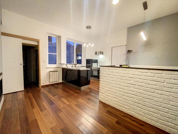 LYON 1ER - PRESQU'ILE STUDIO DE 27M²