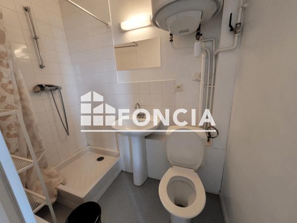 Location Studio 19.67 m² - 11/13 RUE GUILBERT Caen 14000