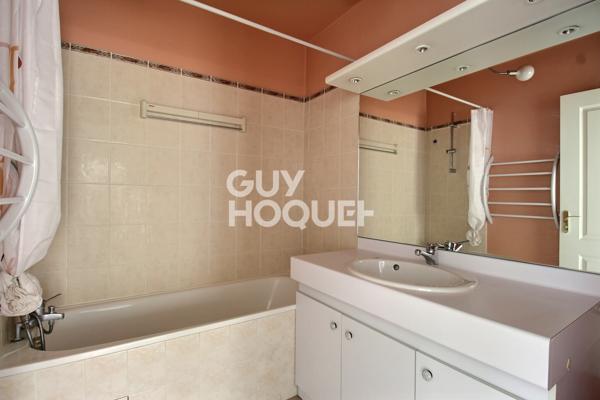APPARTEMENT - 4 CHAMBRES - BALCON - GARAGE DOUBLE