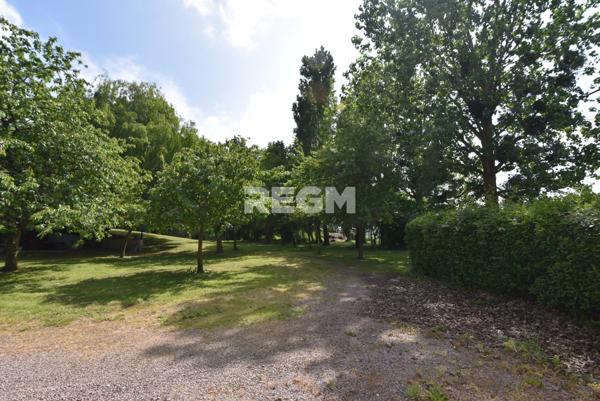 Sainte-Honorine-du-Fay (14210) EXCLUSIF : Terrain constructible hors lotissement de 1000m²