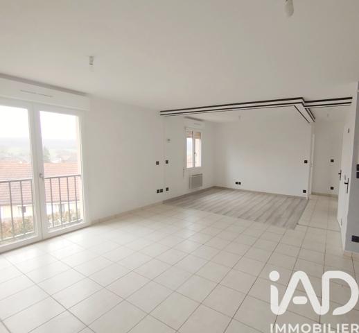 Maison à vendre 7 pièces 105 m² Saint-Aubin-des-Coudrais