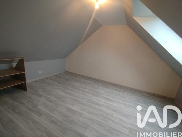 Maison à vendre 7 pièces 105 m² Saint-Aubin-des-Coudrais