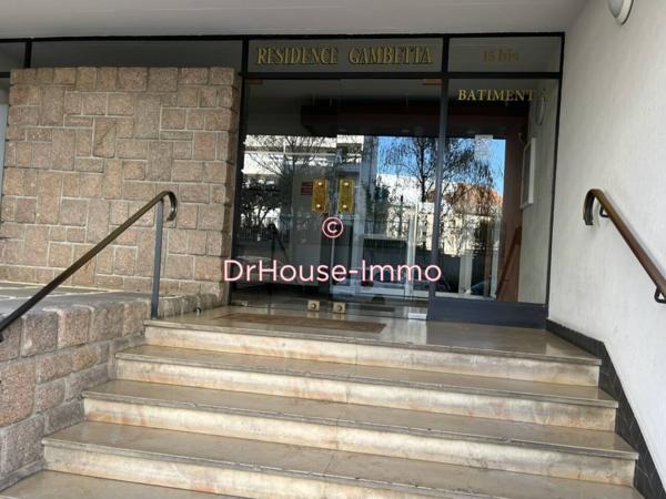 Appartement à vendre 3 pièces de 61 m²