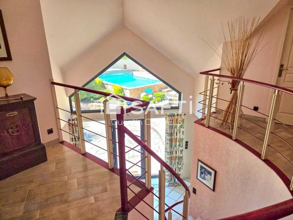 Magnifique villa d'architecte sur les hauteurs de Marcillac-Vallon ?