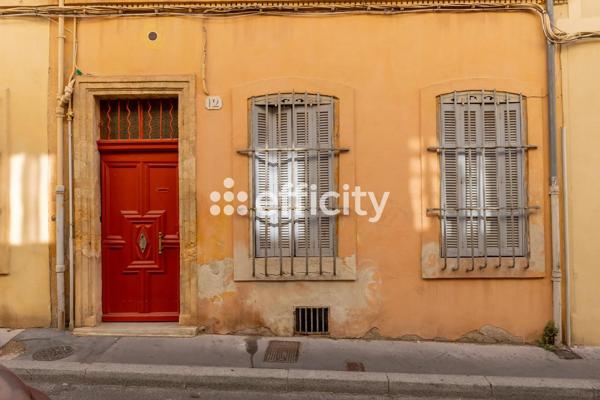 Appartement
         2 pièces
        - 50 m² 265 000 € *