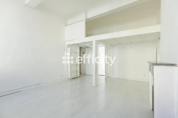 Appartement
         2 pièces
        - 50 m² 265 000 € *