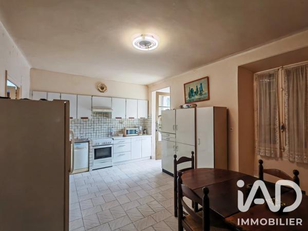 Maison à vendre 8 pièces 192,7 m² Largentière