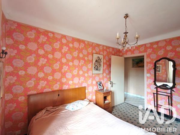 Maison à vendre 8 pièces 192,7 m² Largentière