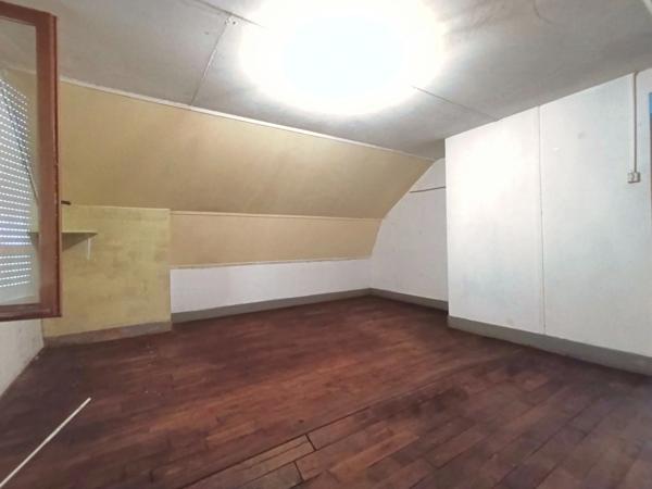 Propriété de deux batisses