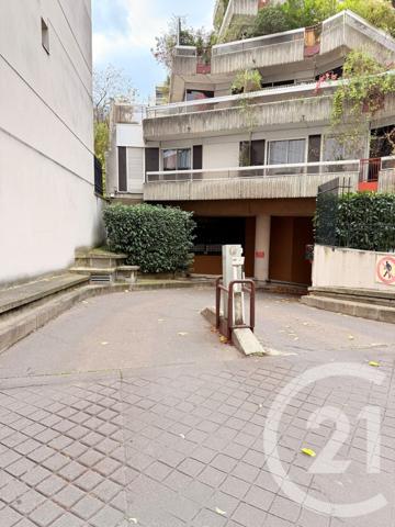 Parking à vendre  11,84 m2 PARIS - 75015