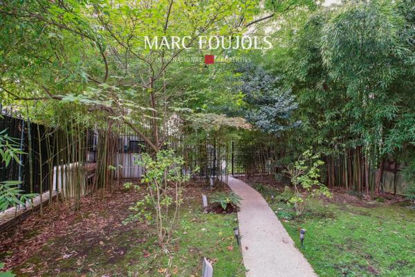 Neuilly Hôpital Américain : ravissante maison à l’abri des regards avec son jardin arboré