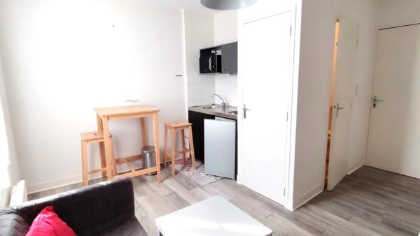 3644LP - Vente Studio ANGERS