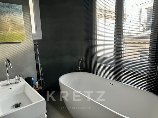 Appartement entièrement rénové dans le 9ème arrondissement