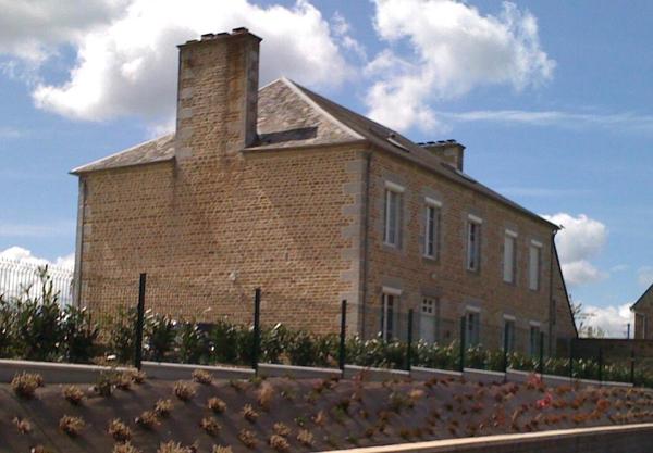 Maison 9 pièces - 308 m²