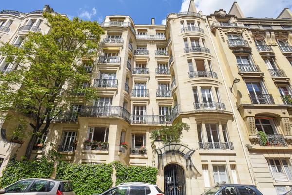 Bel appartement bourgeois au Jardin du Luxembourg.