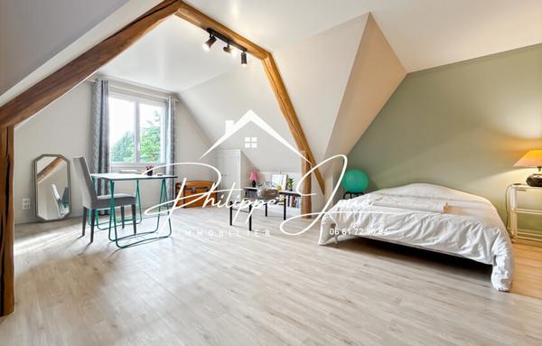 Maison 5 pièces de 170 m2 à St Denis les Sens 89100