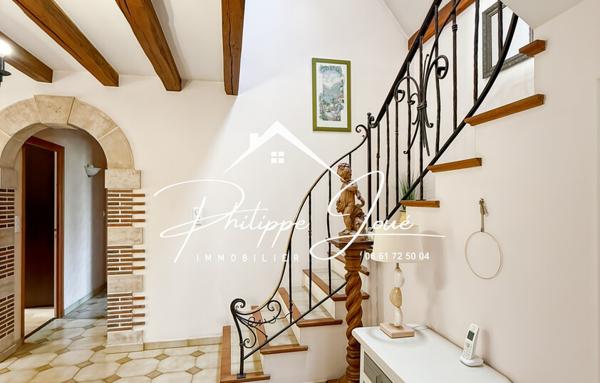 Maison 5 pièces de 170 m2 à St Denis les Sens 89100