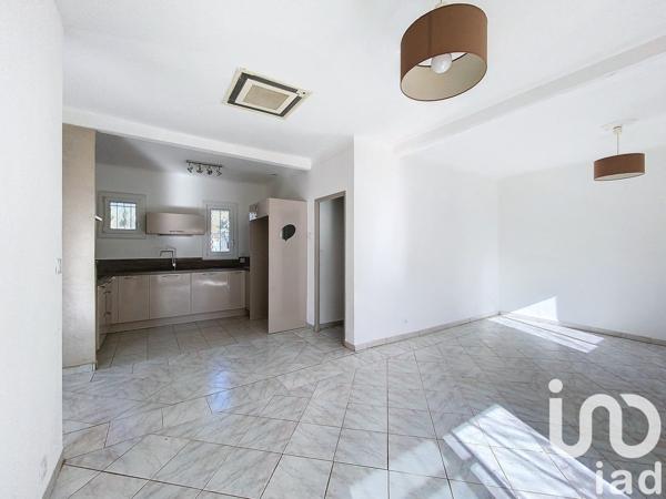 Maison traditionnelle 6 pièces de 119 m² à Avignon (84000)