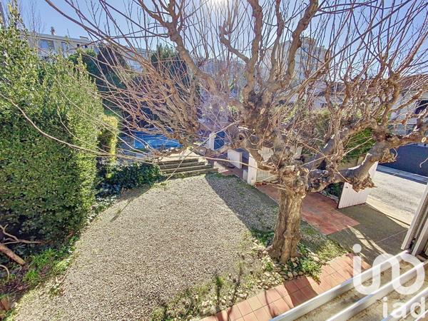 Maison traditionnelle 6 pièces de 119 m² à Avignon (84000)