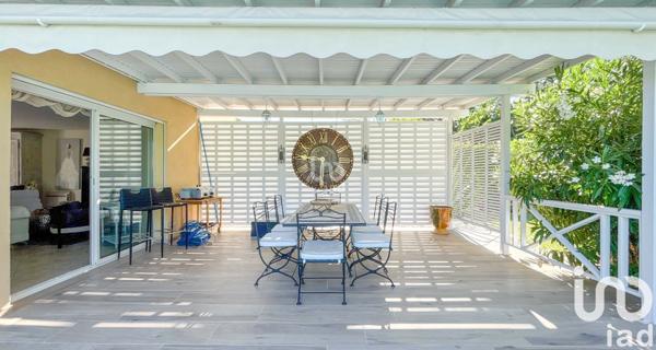 Maison à vendre 5 pièces 180 m² Saint-Raphaël