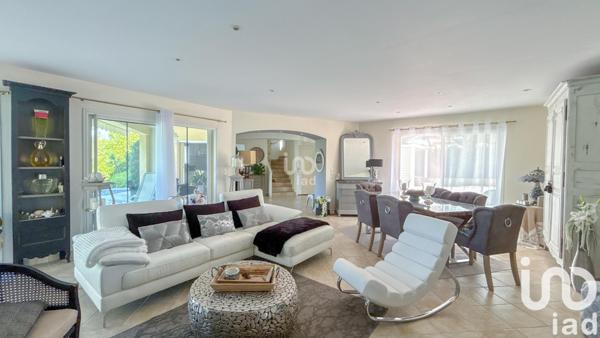 Maison à vendre 5 pièces 180 m² Saint-Raphaël