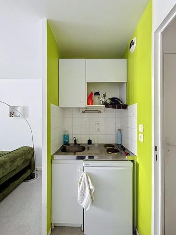AVENUE PATTON - STUDIO NON MEUBLE - DISPONIBLE LE 24/07/2026