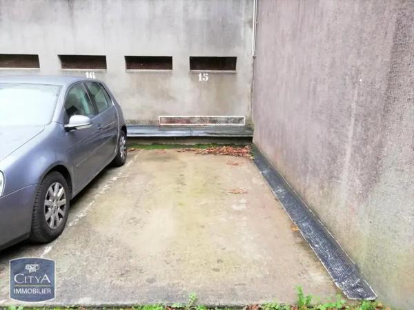 Parking à louer Nantes (44000)