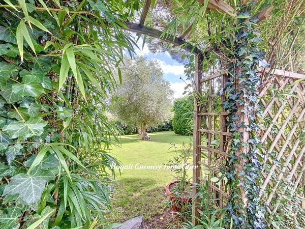 Talensac (35160) Dans un magnifique cadre de verdure - A 5 min de Montfort sur Meu 35160 - Moins de 30 min de Rennes 35000