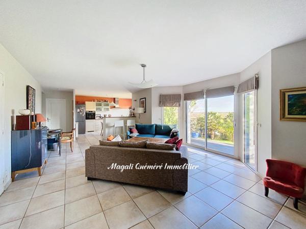 Talensac (35160) Dans un magnifique cadre de verdure - A 5 min de Montfort sur Meu 35160 - Moins de 30 min de Rennes 35000