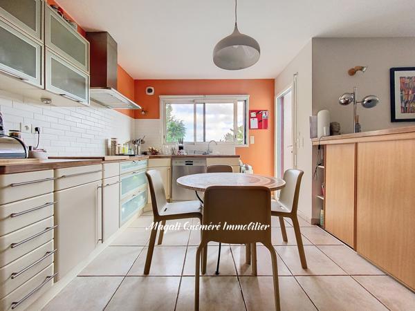 Talensac (35160) Dans un magnifique cadre de verdure - A 5 min de Montfort sur Meu 35160 - Moins de 30 min de Rennes 35000