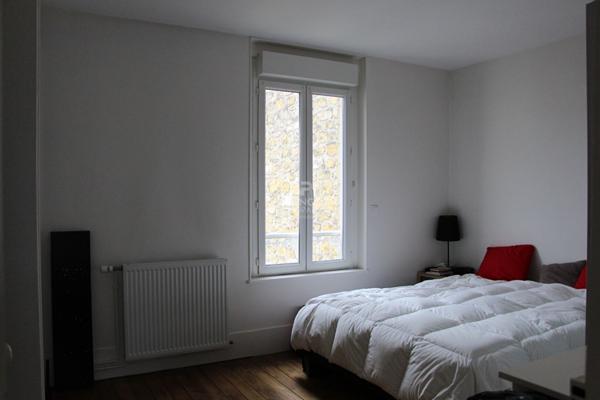 Maison Ennery 5 pièce(s) 92,28 m2

Loyer €1 367.50/mois charges comprises **

- Ref : MG11043