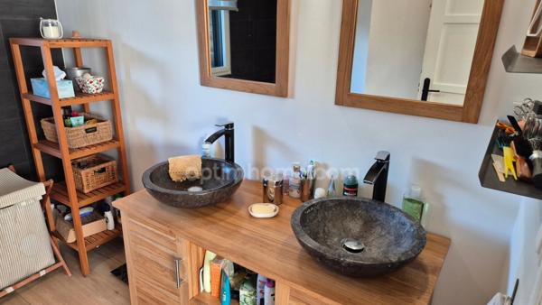 Maison individuelle en semi plain pied sur 752m2