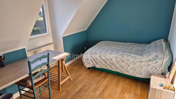 Maison individuelle en semi plain pied sur 752m2