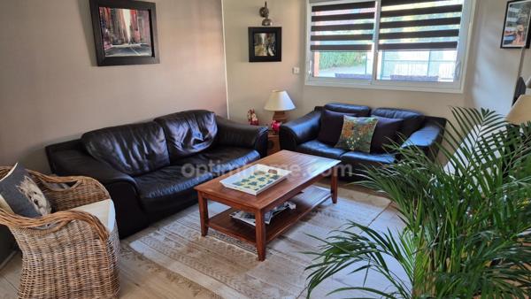 Maison individuelle en semi plain pied sur 752m2