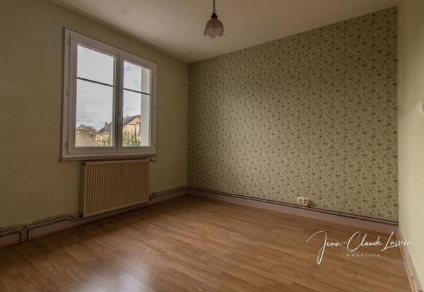 Vierzon (18100) Maison de trois chambres, quartier Bourgneuf