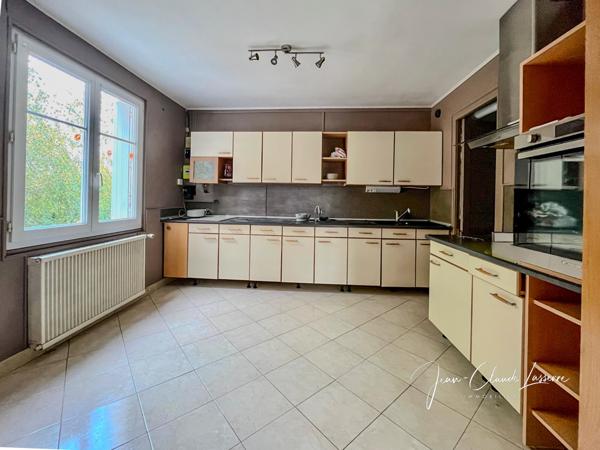 Vierzon (18100) Maison de trois chambres, quartier Bourgneuf