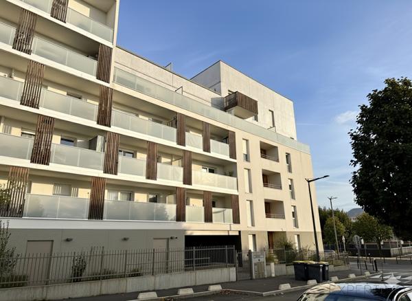 Bonneuil-sur-Marne (94380) Appartement 3 pièces avec terrasse & parking – Bonneuil-sur-Marne