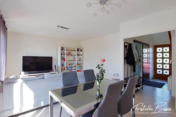 Villecresnes – Maison familiale proche écoles