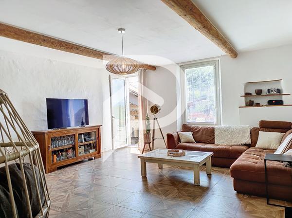Maison 10 pièces 266 m2