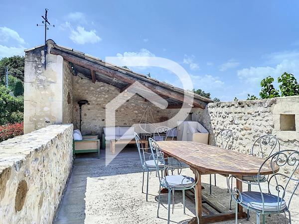 Maison 10 pièces 266 m2