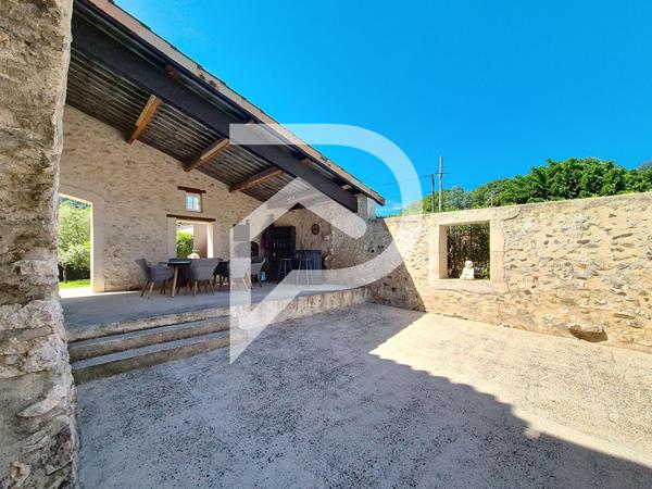 Maison 10 pièces 266 m2
