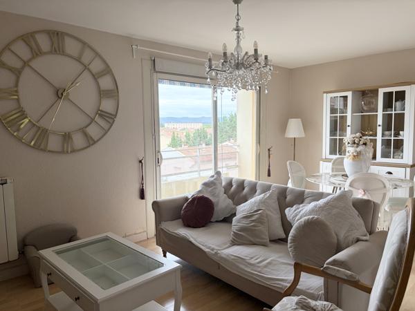 Appartement à louer 710 € CC CARCASSONNE 4 p 83 m² DPE D