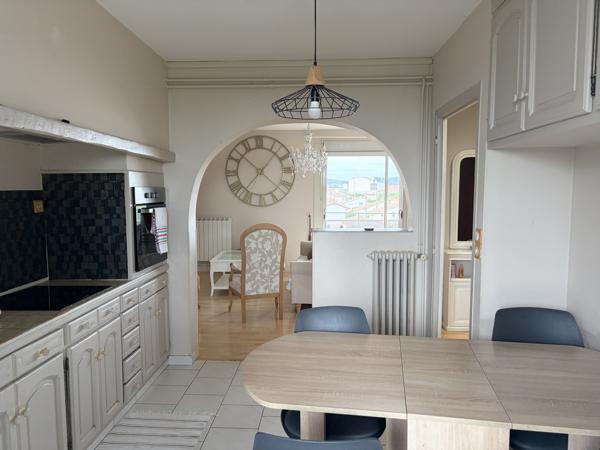 Appartement à louer 710 € CC CARCASSONNE 4 p 83 m² DPE D