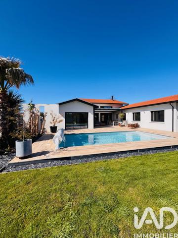 Maison à vendre 7 pièces 220 m² Mios