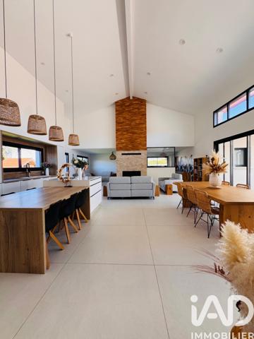 Maison à vendre 7 pièces 220 m² Mios